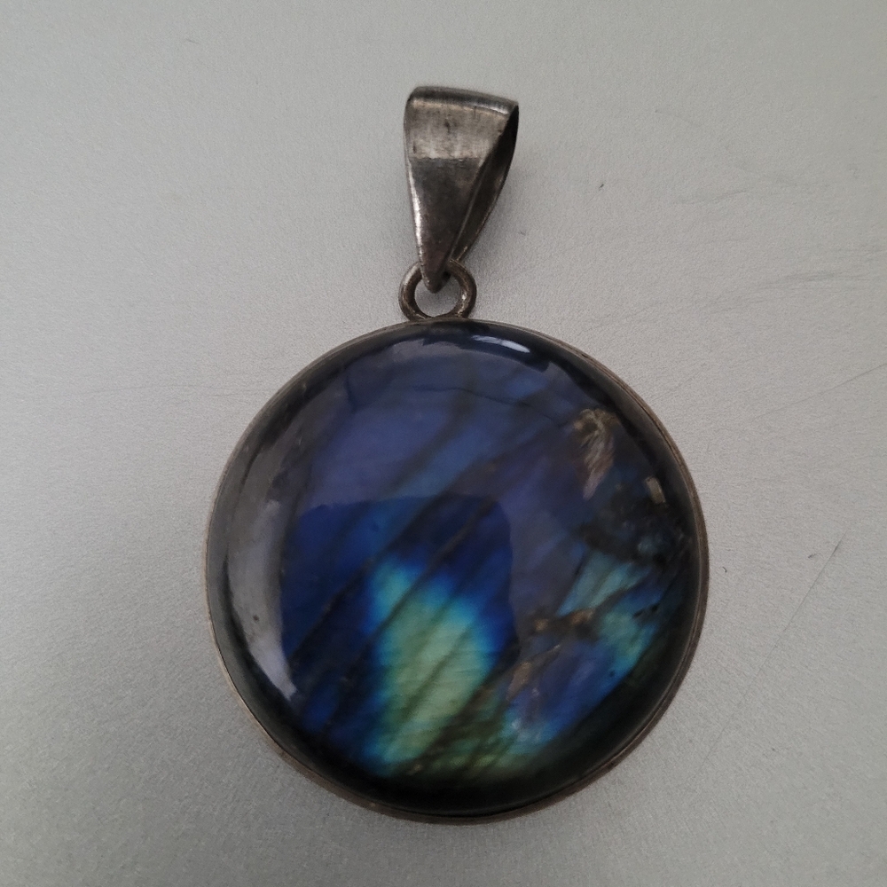 Labradorite Pendant Gemstone Protection Crystal Negative Energy in Silver 925